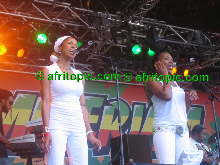 ../Images/Summerjam2005 003.jpg